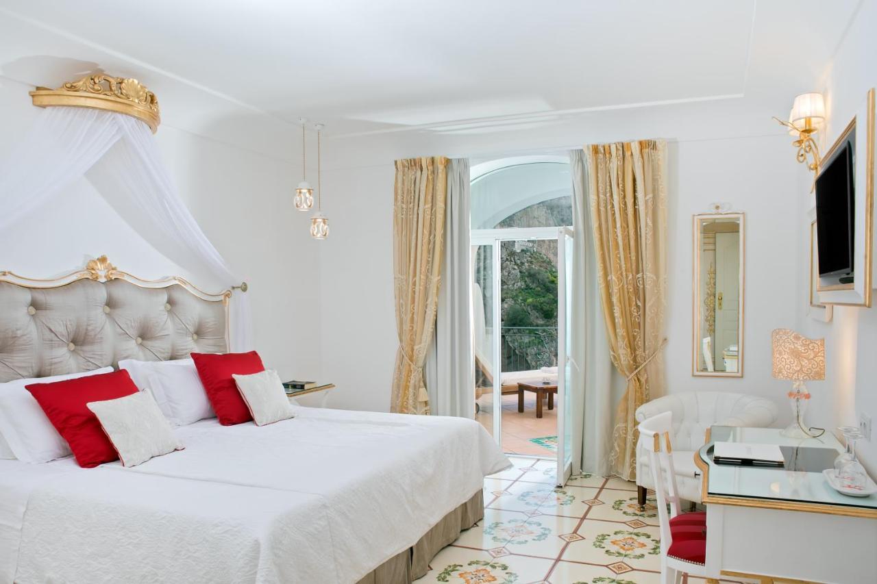 Corallium Guest house 2*